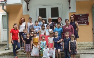 De â€žZiua Copiilorâ€ alaturi de copii de la Centrul de Reabilitare â€œGavrocheâ€